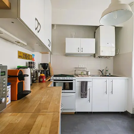 Apartment Typique Et Confortable - Voltaire Paris