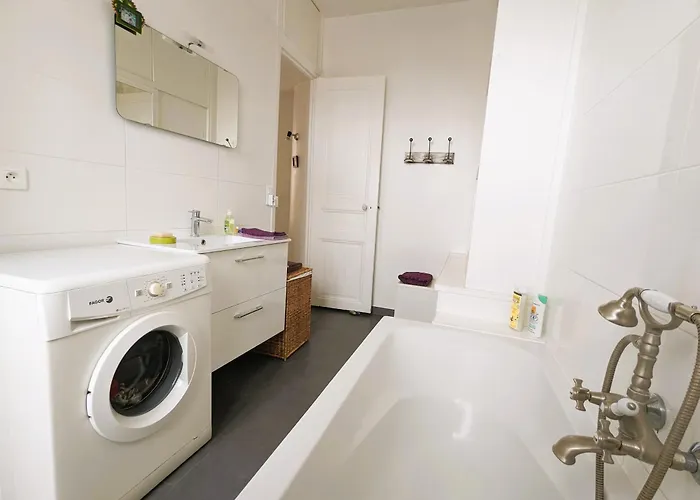 Typique Et Confortable - Voltaire Apartamento París